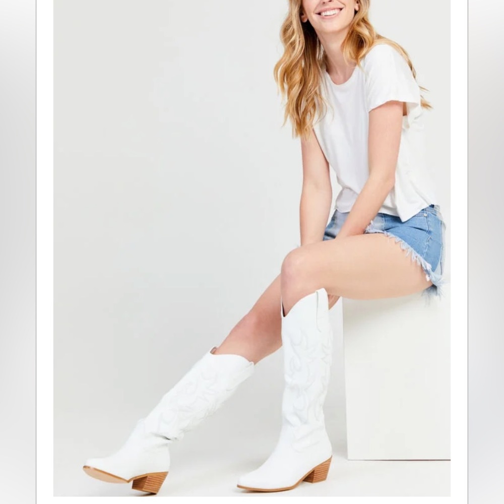 White Knee High Cowgirl Boots by Urson by Billini